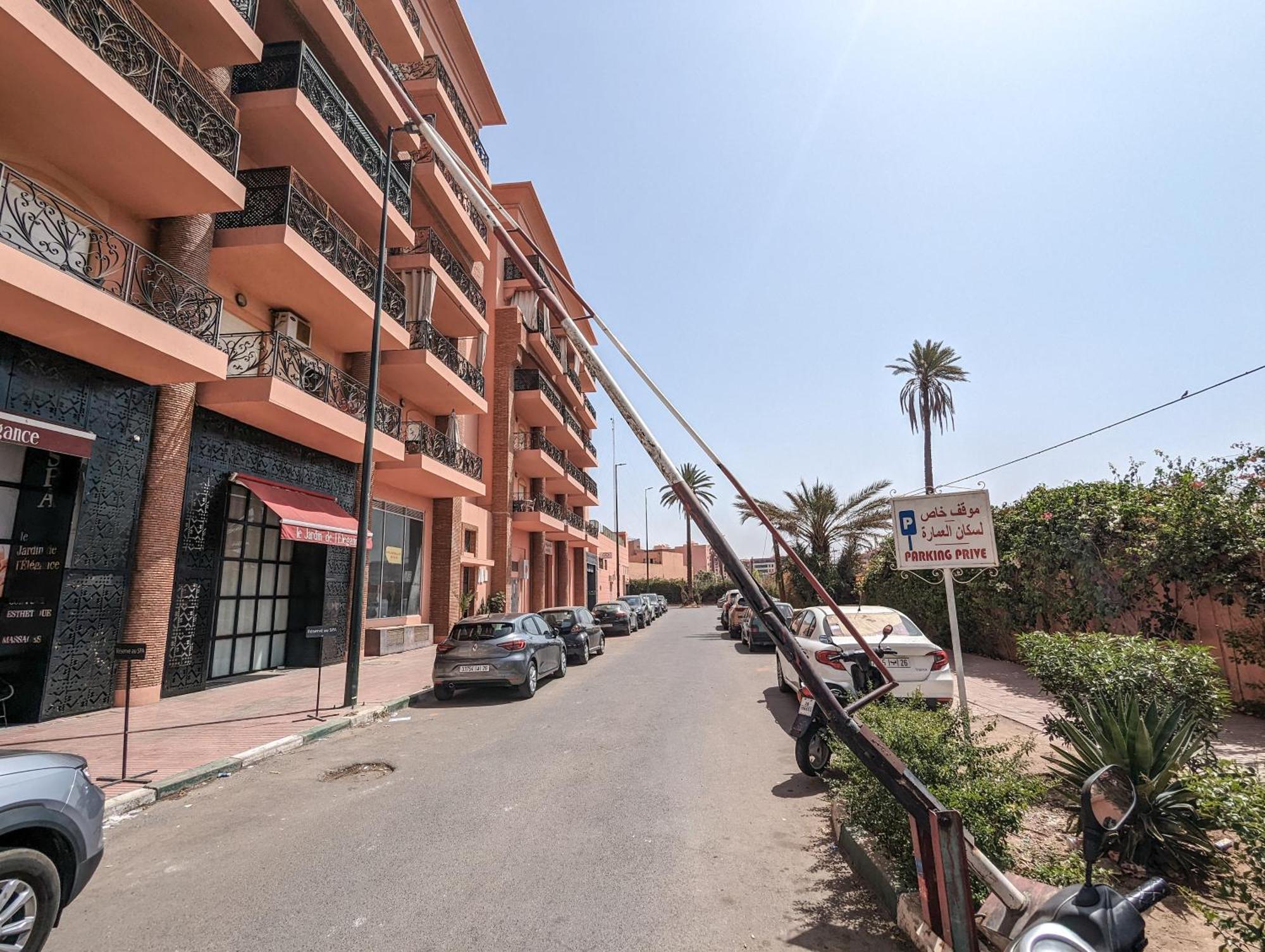 Apartement Panoramic View Majorelle Garden With Pool มาร์ราเกช ภายนอก รูปภาพ